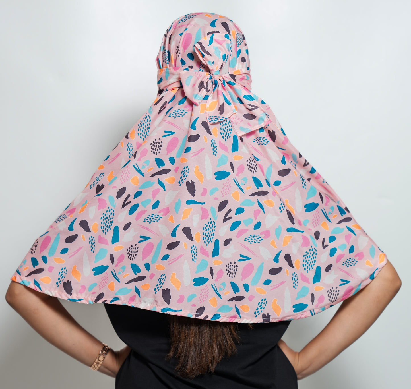 Abstract Regular Scarf