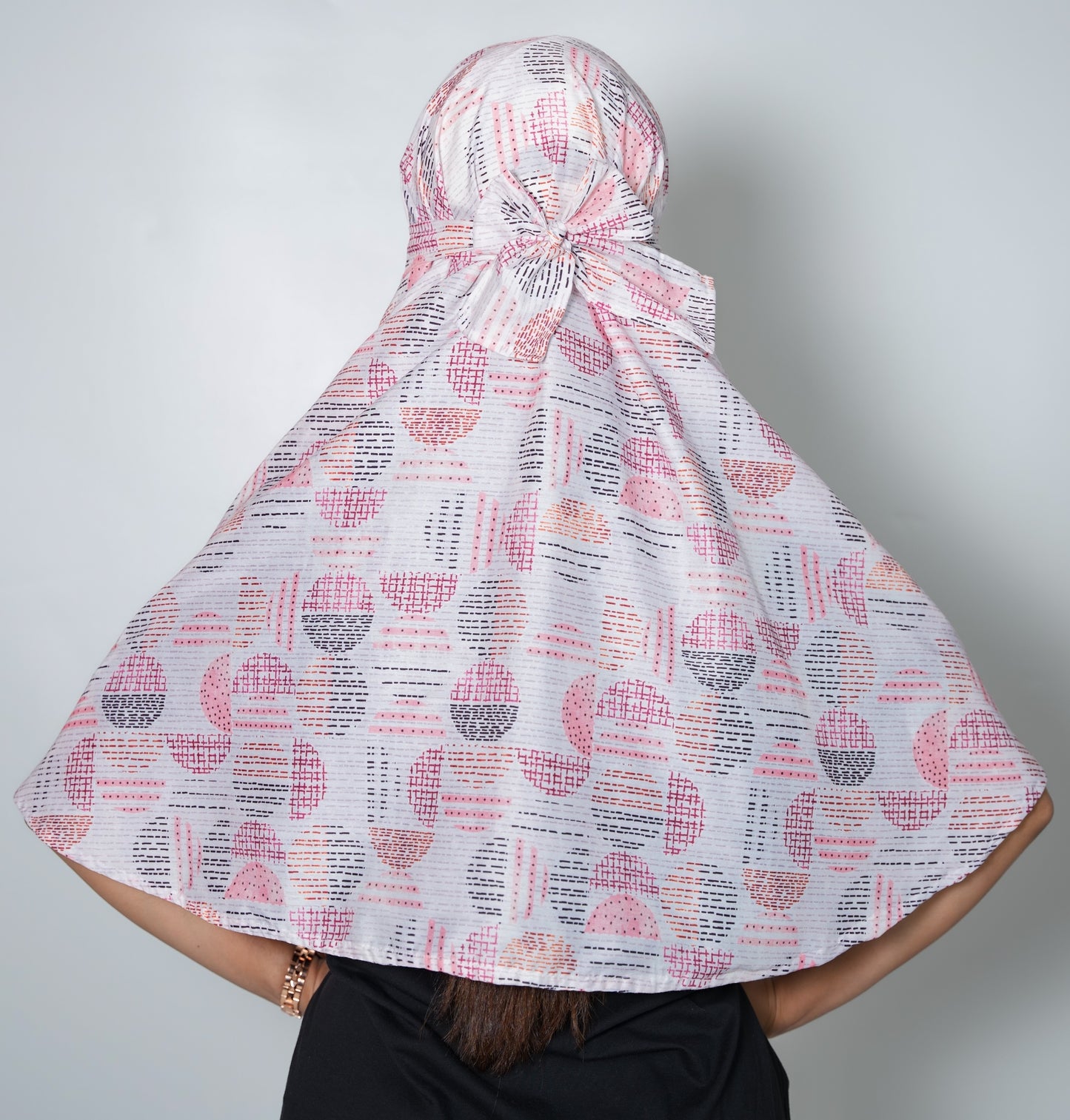 Geometric Cap Scarf